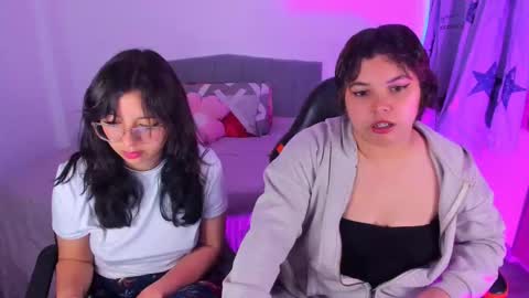 Snapshot of madelaine_taylor chatting on April 2026 10:54:02 PM madelaine_taylor online show from April 2026 10:54:02 PM