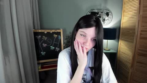 madelaines online show from November 2025 09:36:01 AM