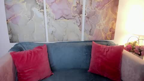 Snapshot of madelaines chatting on January 2026 09:14:02 AM madelaines online show from January 2026 09:14:02 AM