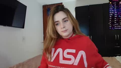 madelamee online show from February 2025 10:58:01 PM