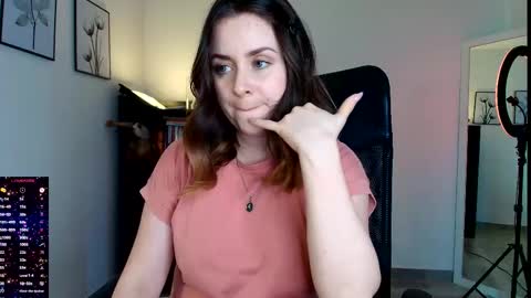 Snapshot of madelamee chatting on March 2026 09:30:01 PM madelamee online show from March 2026 09:30:01 PM