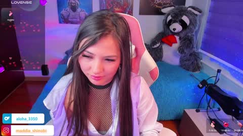 Snapshot of madeleine_shinobi chatting on January 2025 11:35:02 PM Emily Only Fans online show from January 2025 11:35:02 PM