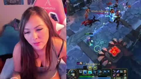 Snapshot of madeleine_shinobi chatting on February 2025 11:46:02 PM Emily Only Fans online show from February 2025 11:46:02 PM