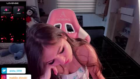 Snapshot of madeleine_shinobi chatting on February 2026 10:15:01 PM Emily Only Fans online show from February 2026 10:15:01 PM