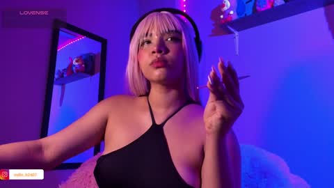 Madeline  online show from January 2025 07:45:01 AM