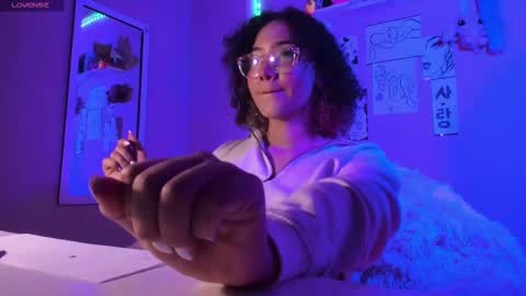 Madeline  online show from February 2025 02:08:01 AM