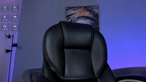 Snapshot of madelinefox_ chatting on January 2025 12:40:01 PM Madeline online show from January 2025 12:40:01 PM