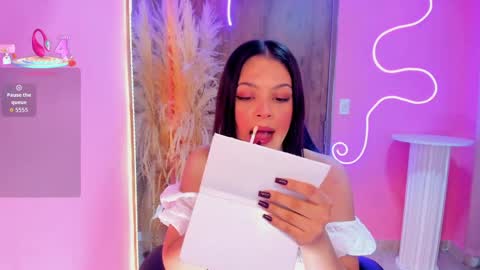 Madelin online show from April 2026 03:26:01 AM