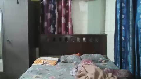 Snapshot of madhavbaba chatting on October 2025 03:52:02 AM madhav online show from October 2025 03:52:02 AM