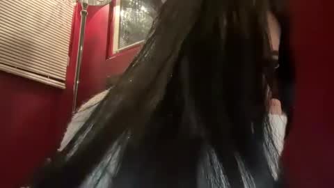 Snapshot of madibaby999 chatting on December 2024 04:20:01 AM madibaby999 online show from December 2024 04:20:01 AM