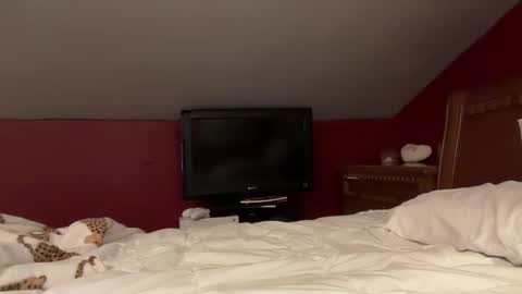 Snapshot of madibaby999 chatting on September 2025 12:33:01 AM madibaby999 online show from September 2025 12:33:01 AM