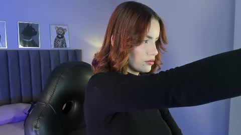 Snapshot of madie_collins7 chatting on July 2026 11:25:01 AM Madie online show from July 2026 11:25:01 AM