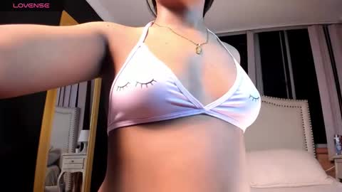 Snapshot of madii_lenon chatting on March 2026 01:23:01 AM madii lenon online show from March 2026 01:23:01 AM