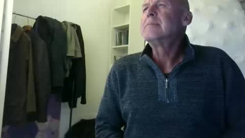 madio1187940 online show from October 2025 12:11:01 AM