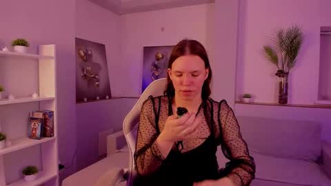 Snapshot of madison_mongomeri chatting on December 2025 03:11:01 AM Medison online show from December 2025 03:11:01 AM