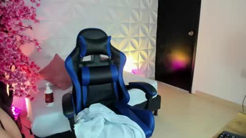 M A D I S O N online show from July 2026 07:27:01 PM