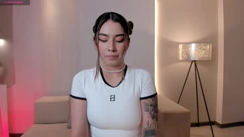 Snapshot of madisoncollinsx chatting on November 2025 07:34:01 PM Maddi Collins online show from November 2025 07:34:01 PM