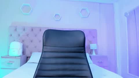 Snapshot of madisonsky_ chatting on September 2025 12:51:02 PM madison online show from September 2025 12:51:02 PM