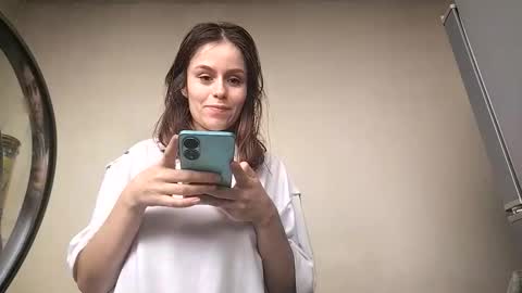 Snapshot of madisonthomas18 chatting on May 2026 05:44:01 PM My name is madi Lushdomi is activeThere are legends that in this room all your wishes can come true Private is Open online show from May 2026 05:44:01 PM