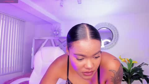 Madisson Davon online show from December 2024 05:33:02 PM