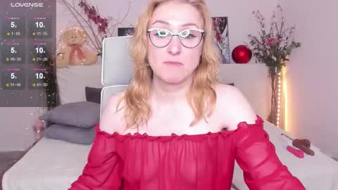 Madisson online show from November 2025 02:43:02 AM