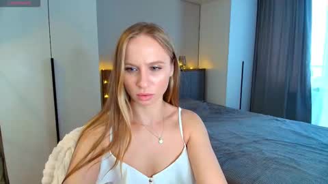 Snapshot of madlen_new chatting on March 2026 05:35:01 AM Madlen online show from March 2026 05:35:01 AM