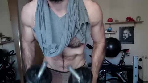 Snapshot of madmax20x chatting on November 2025 01:44:01 PM madmax20x online show from November 2025 01:44:01 PM