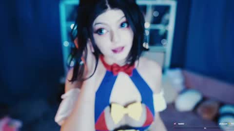 Snapshot of madnessalise chatting on May 2026 02:00:02 PM Alice online show from May 2026 02:00:02 PM