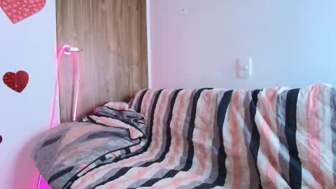 Snapshot of mady_gh chatting on February 2026 04:28:02 AM mady online show from February 2026 04:28:02 AM