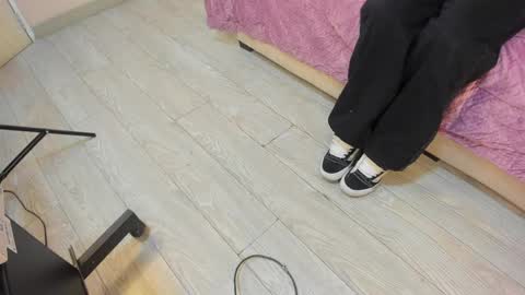 Snapshot of madydoll_ chatting on April 2026 01:42:02 AM Mady online show from April 2026 01:42:02 AM