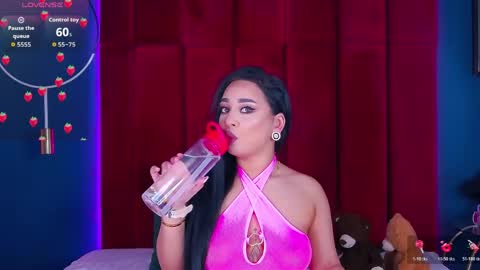 Snapshot of madyluxx chatting on April 2026 07:08:01 PM MadyLuxx online show from April 2026 07:08:01 PM