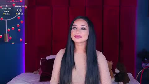 Snapshot of madyluxx chatting on April 2026 06:58:02 PM MadyLuxx online show from April 2026 06:58:02 PM