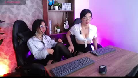 Snapshot of madyson_hill chatting on March 2026 11:43:02 AM Madyson online show from March 2026 11:43:02 AM