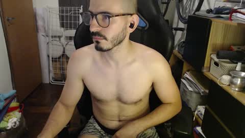 Snapshot of madziula chatting on February 2025 05:15:02 AM Peter online show from February 2025 05:15:02 AM