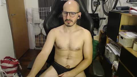 Snapshot of madziula chatting on March 2025 05:16:01 AM Peter online show from March 2025 05:16:01 AM