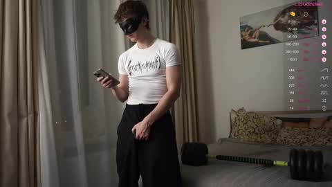 Snapshot of maestro3369 chatting on February 2025 09:20:02 PM Mike XMaestro 3369 online show from February 2025 09:20:02 PM