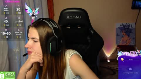 Snapshot of mag1c_eyes chatting on December 2024 09:06:01 PM mag1c_eyes online show from December 2024 09:06:01 PM