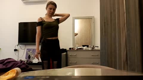 Margaret online show from November 2025 06:54:01 PM