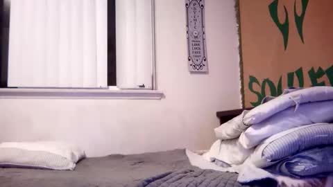 magdalena_805 online show from February 2025 06:10:02 AM