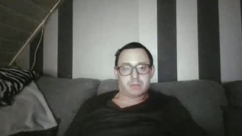 Snapshot of magfrauenfuesse chatting on November 2025 02:02:01 AM magfrauenfuesse online show from November 2025 02:02:01 AM