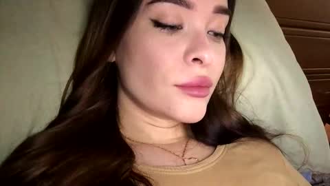 magggg658318 online show from September 2025 11:58:01 AM