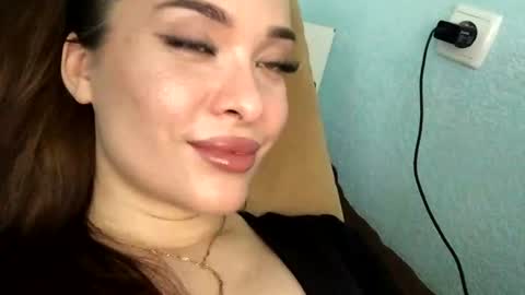 Snapshot of magggg658318 chatting on June 2026 03:21:02 PM magggg658318 online show from June 2026 03:21:02 PM