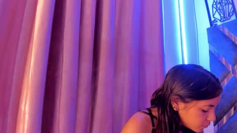 Maggie online show from September 2025 12:32:01 PM