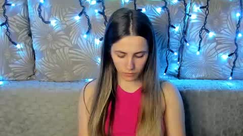 Snapshot of maggiecake chatting on June 2026 02:01:01 AM Maggie online show from June 2026 02:01:01 AM