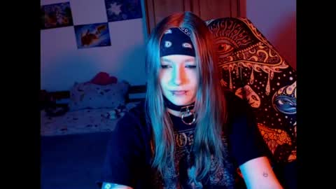 Snapshot of maggieswaggy chatting on April 2026 06:02:01 PM Magdalene Swaggy online show from April 2026 06:02:01 PM