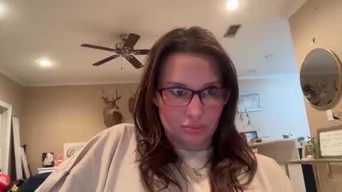 Snapshot of maggiexoxox chatting on November 2025 09:20:01 AM maggiexoxox online show from November 2025 09:20:01 AM