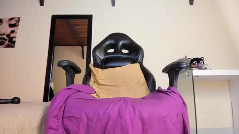 Snapshot of magiarias chatting on January 2025 03:06:01 PM online show from January 2025 03:06:01 PM