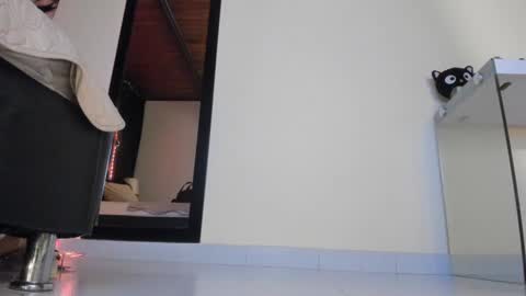 Snapshot of magiarias chatting on February 2025 03:17:02 PM online show from February 2025 03:17:02 PM