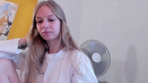 Alice  online show from December 2025 08:22:01 AM