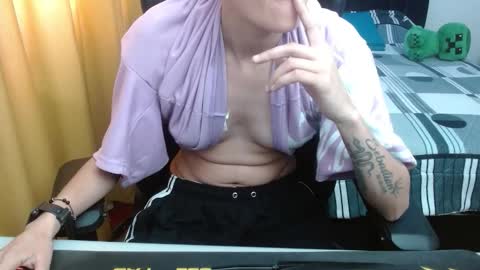 Jade online show from March 2026 01:49:02 PM